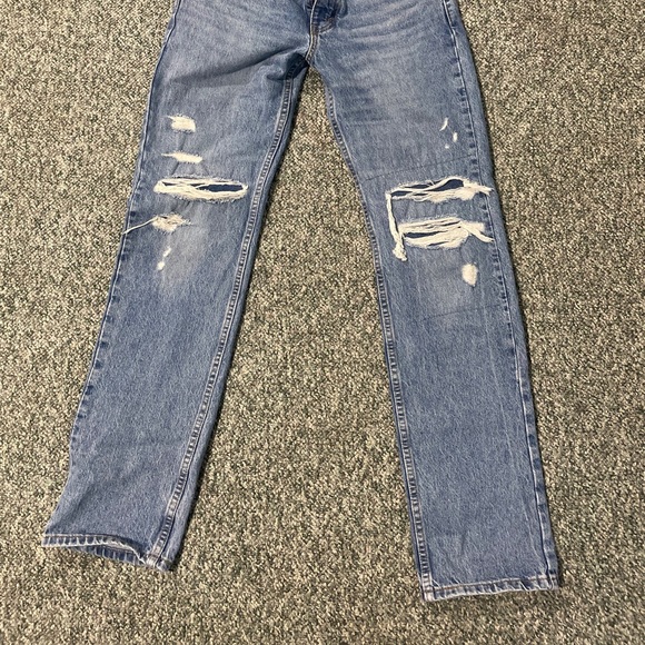 SOLD Levis 501’s - Picture 5 of 6